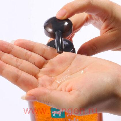 Шампунь-кондиционер KUMANO YUSHI Horse Oil Rinse in Shampoo, с лошадиным маслом, для поврежденных и ломких волос, 600мл.