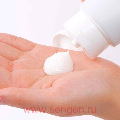 Маска для волос KOSE Je l’aime Amino Supreme Satin Sleek, cмягчающая, с нежным ароматом розы и жасмина, 230г.