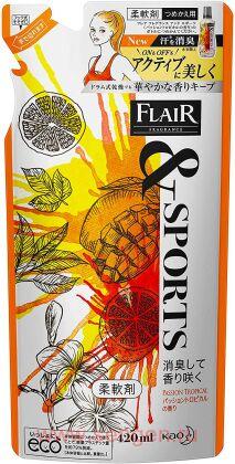Кондиционер-смягчитель для белья KAO Flair Fragrance&Sports Passion Tropical, с активной дезодорирующей формулой, с ароматом тропических цветов и фруктов, мягкая упаковка, 420мл.