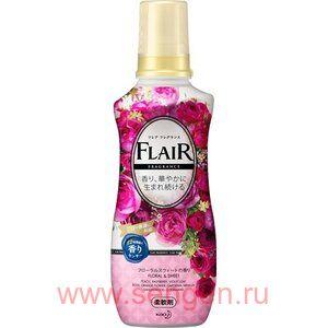 Кондиционер-смягчитель для белья КАО Flare Floral & Suite (свежий цветочный аромат), 570мл.