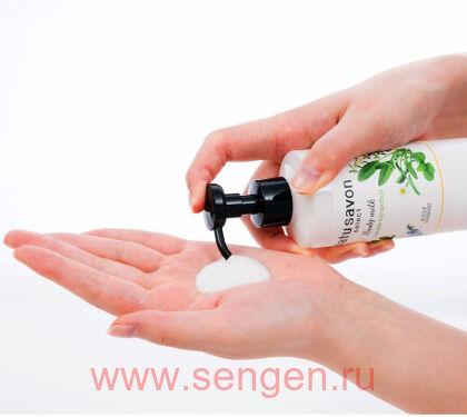 Молочко для тела KOSE Softymo Natu Savon Body Milk, увлажняющее, с натуральными ингредиентами, с ароматом ромашки и грейпфрута, 230мл.