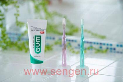 Зубная паста SUNSTAR Gum Dental Paste, для защиты зубов и десен, со вкусом мяты и трав, 120г.