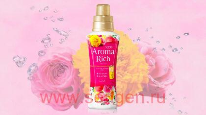 Кондиционер для белья LION Aroma Rich Scarlett, с ароматом персика, маракуйи и мимозы, бутылка с колпачком-дозатором, 520мл.