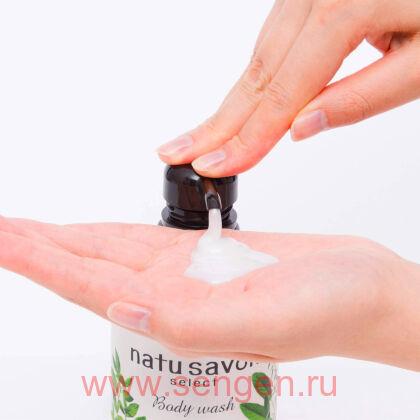 Жидкое мыло для тела KOSE Softymo Natu Savon Body Wash Rich Moist, увлажняющее, с натуральными ингредиентами, с ароматом розы, магнолии и лайма, 500мл.